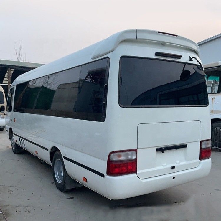 30 posti in buone condizioni Diesel Toyota Coaster Autobus Motore Capacità 6-8L Diesel