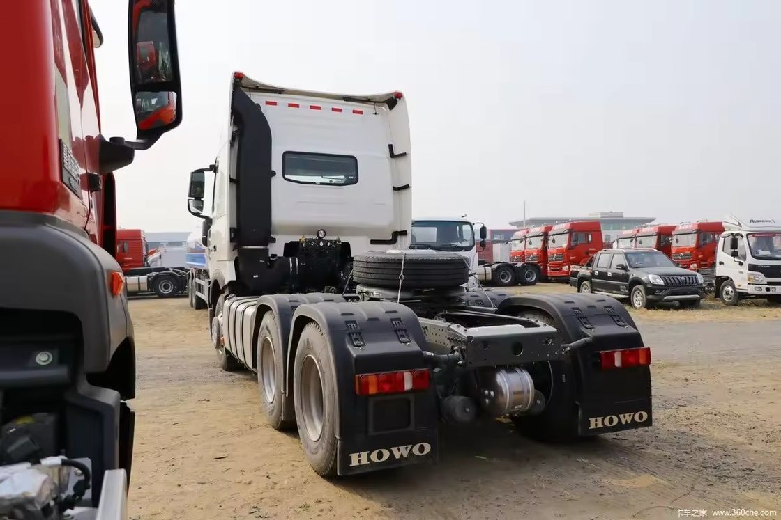 Sinotruk Howo 6x4 10 ruote camion trattore usato 371hp 440hp cilindri 6 pneumatici numero 10