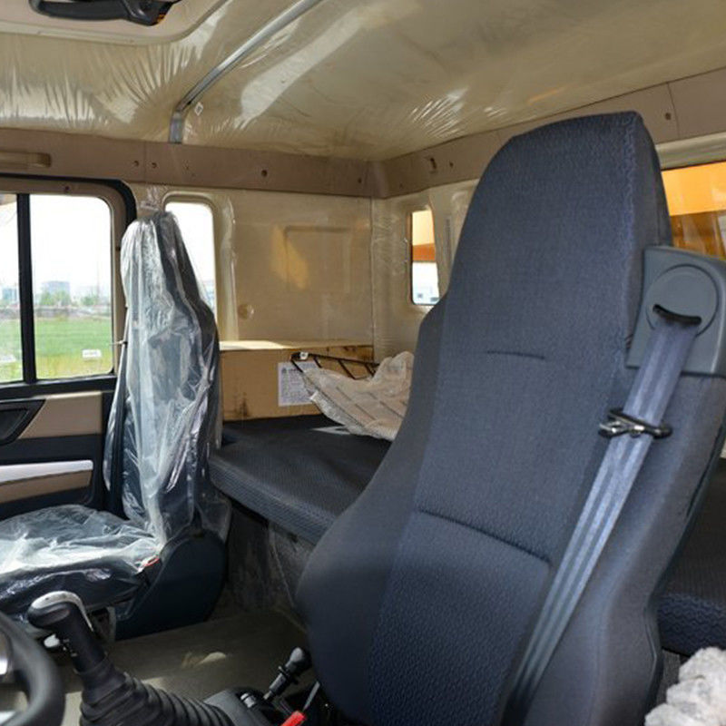 2024 Howo Front Lifting 12 ruote 60T Diesel Heavy Tipper Truck per il trasporto minerario