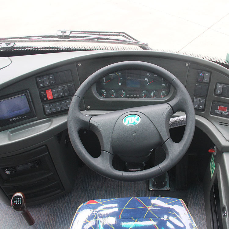 Autobus di lusso con 38 posti e 6,5 posti