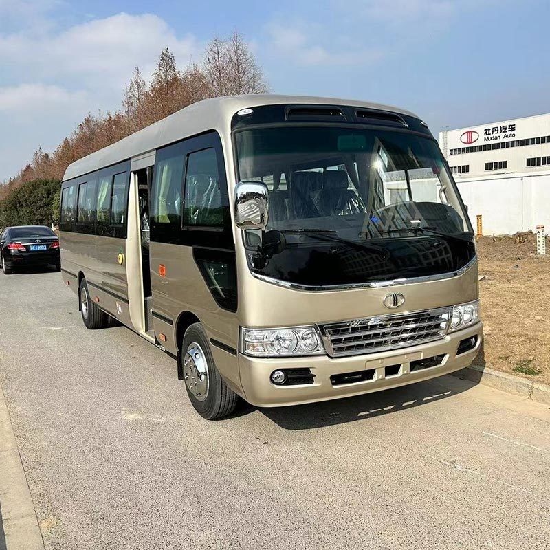 30 1 posti Motore diesel Capacità 4L Toyo ta Coaster Bus con risparmio di carburante