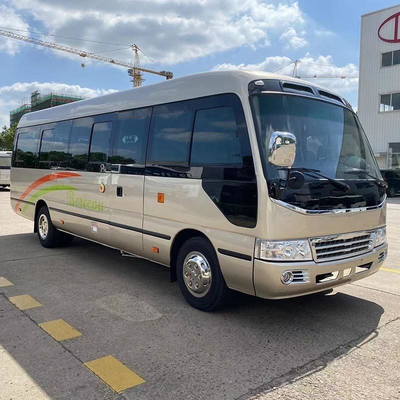 30 1 posti Motore diesel Capacità 4L Toyo ta Coaster Bus con risparmio di carburante