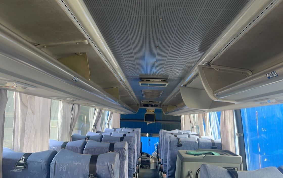 Autobus da 70 posti di lusso Tour Passenger Coach con sterzo LHD e interno spazioso