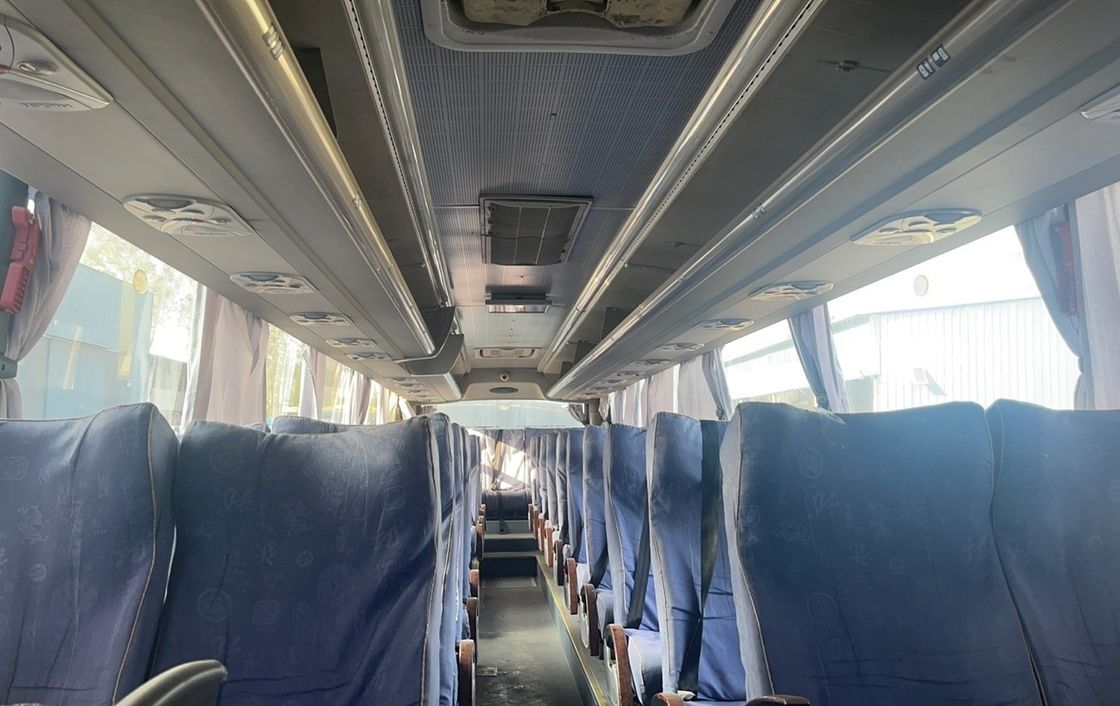 Autobus da 70 posti di lusso Tour Passenger Coach con sterzo LHD e interno spazioso
