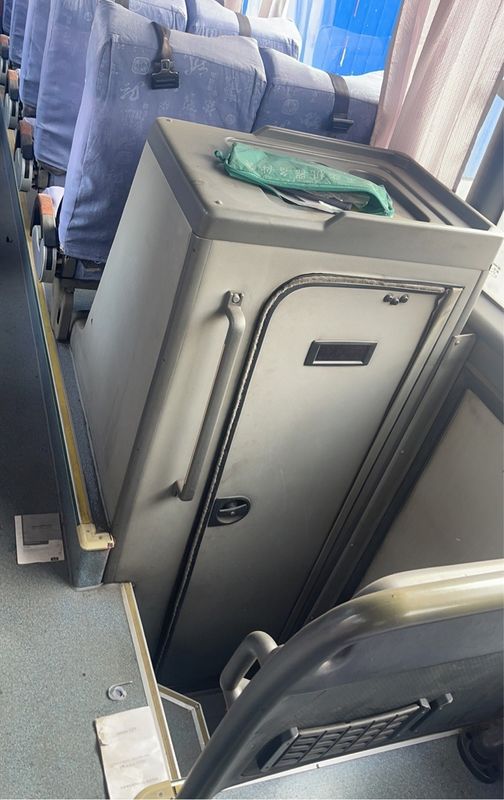 Autobus da 70 posti di lusso Tour Passenger Coach con sterzo LHD e interno spazioso