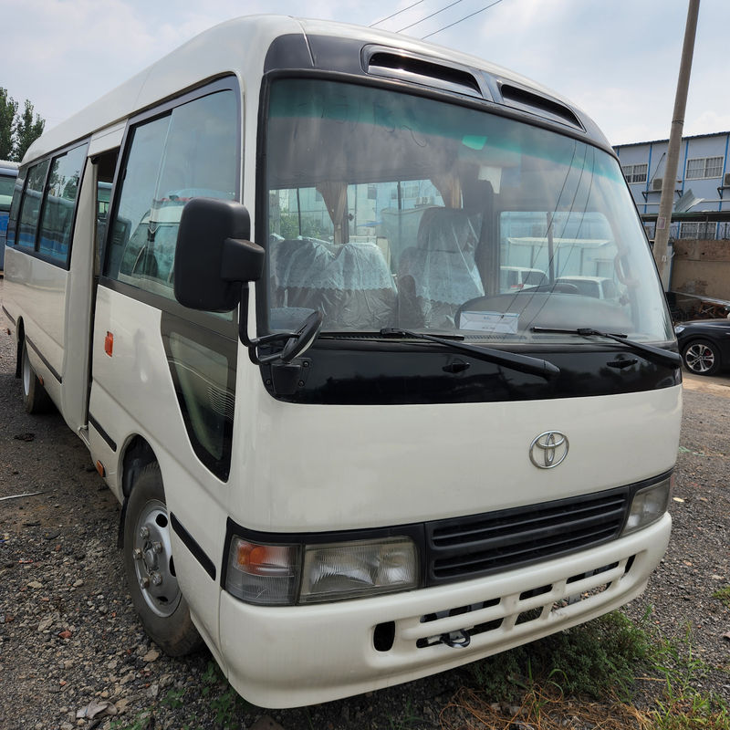 6 8L TOYO TA COASTER utilizzato diesel o benzina da 23 a 29 posti con emissioni EURO 3
