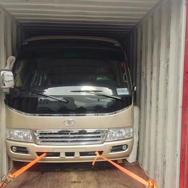 Autobus Toyota Coaster a motore elettrico 4L con 21 posti a sedere e guida a destra
