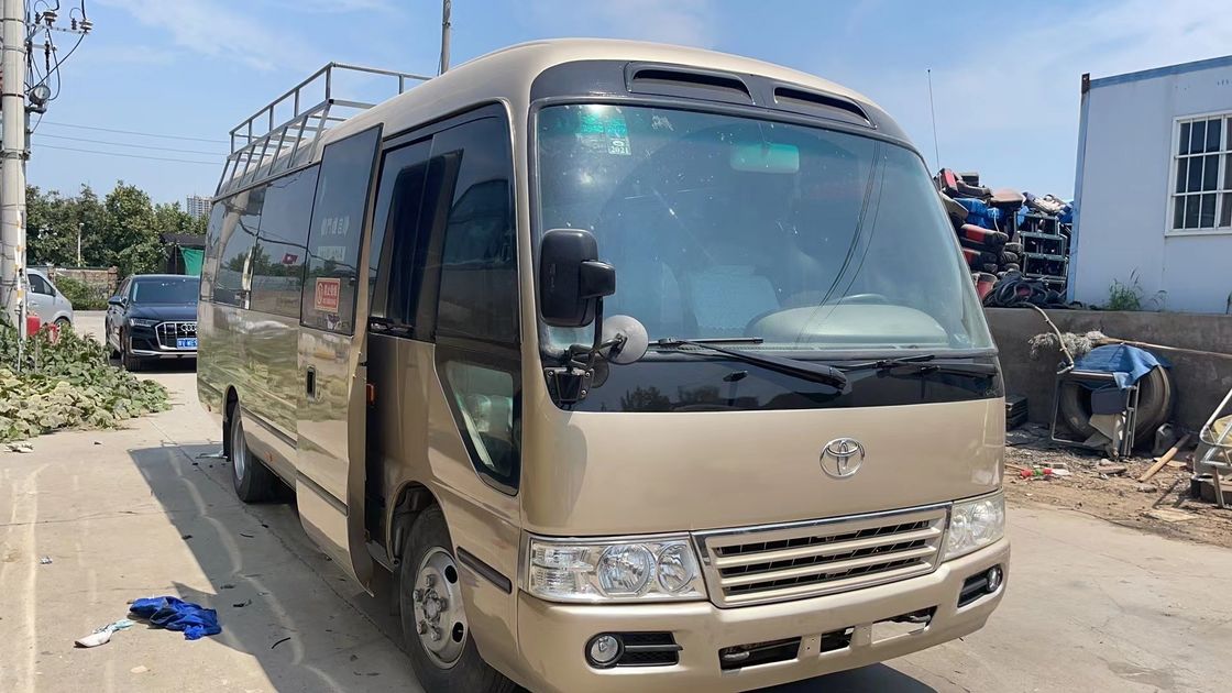 Toyota Coaster Bus usato in Giappone 30 posti con motore 1HZ e pneumatici 9.00R20