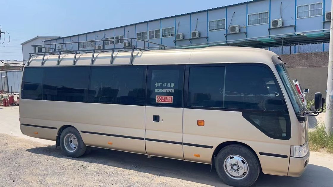 Toyota Coaster Bus usato in Giappone 30 posti con motore 1HZ e pneumatici 9.00R20