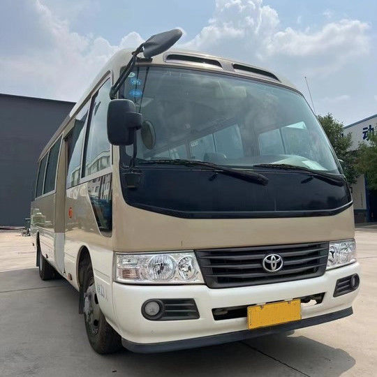 7005*2040*2785mm Toyota Coaster 30 posti Minibus con una capacità di 17-30 posti