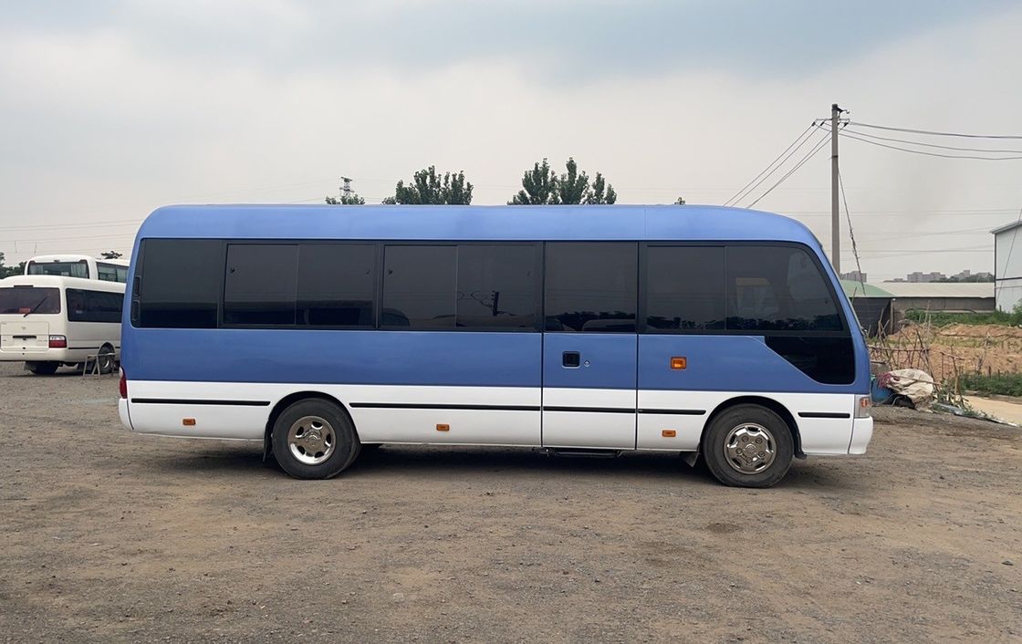 Euro 3 standard di emissioni 25 posti usato Toyo Ta Coaster autobus scolastico ad alta velocità 69 Km/h