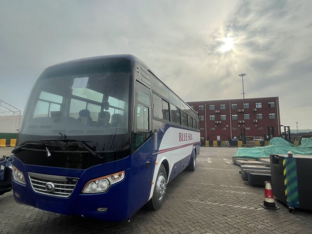 Autobus LHD da 10m 45 posti ZK6102D con cilindrata di 8,4L e posizione di sterzo LHD