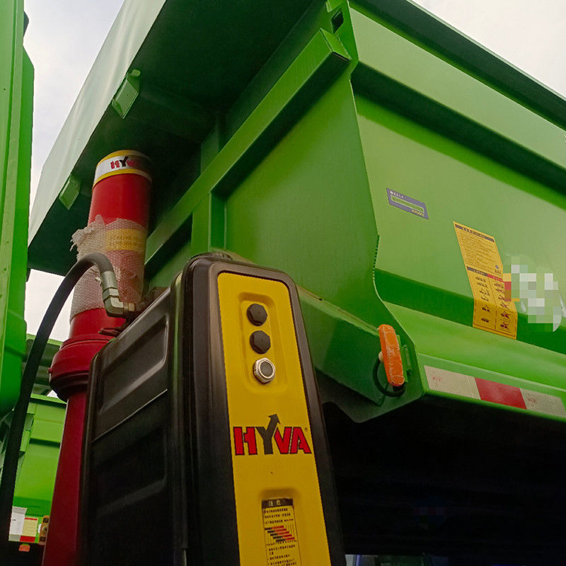 Capacità di carico di 5 tonnellate ISUZU Light Duty 4x2 Diesel Cargo Truck con numero di cambio in avanti 5