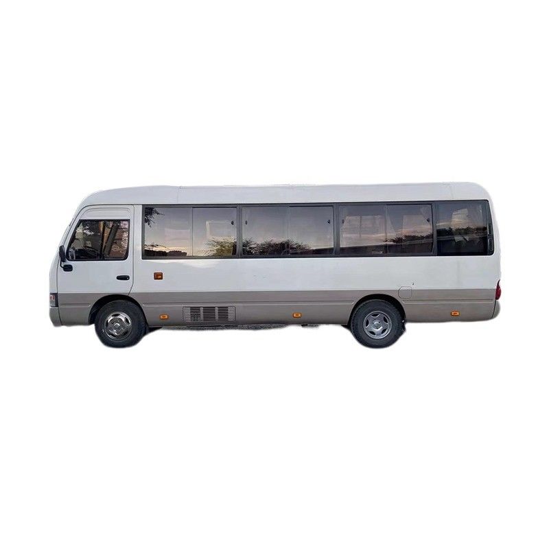 Autobus giapponesi Toyota Coaster a prezzi accessibili con motore diesel e 23-30 posti a sedere ora