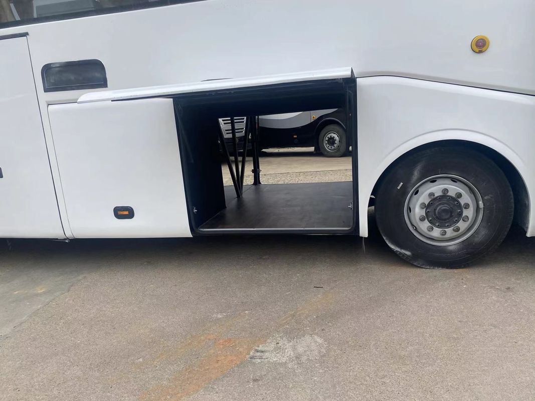 Trasmissione manuale Tipo di carburante diesel Autobus usato ZK6122 12m 47 posti a sedere con bagno