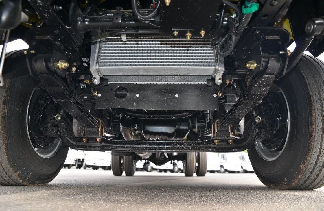 8x4 400 hp 12 ruote 50 60 tonnellate camion di scarico con cisterna di 400-500 litri