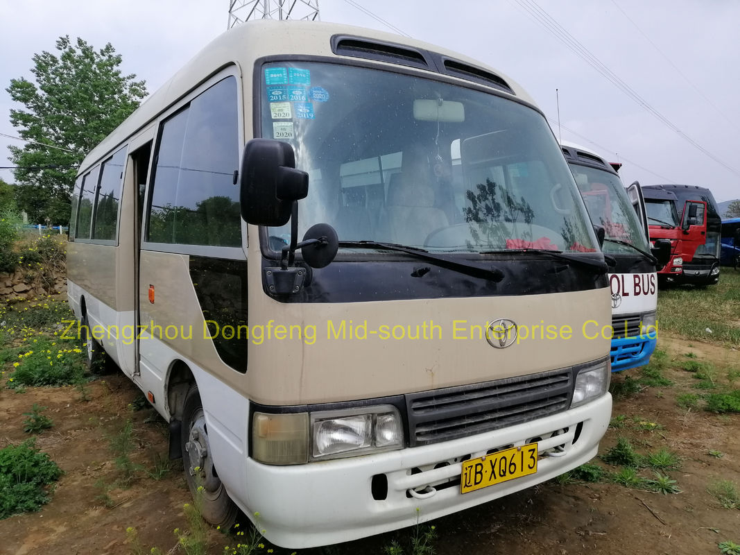 Autobus da corsa usato 30 posti LHD Posizione di sterzo Buone condizioni Tipo di carburante diesel