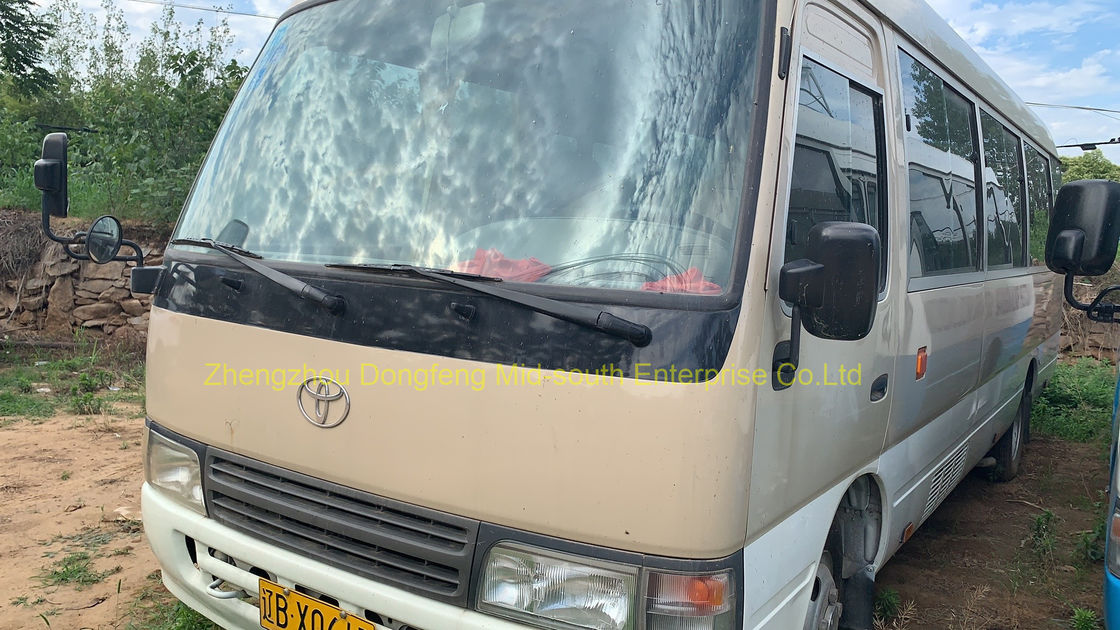 Autobus da corsa usato 30 posti LHD Posizione di sterzo Buone condizioni Tipo di carburante diesel