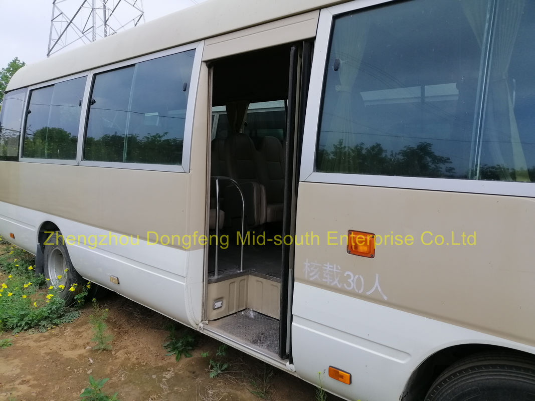 Autobus da corsa usato 30 posti LHD Posizione di sterzo Buone condizioni Tipo di carburante diesel