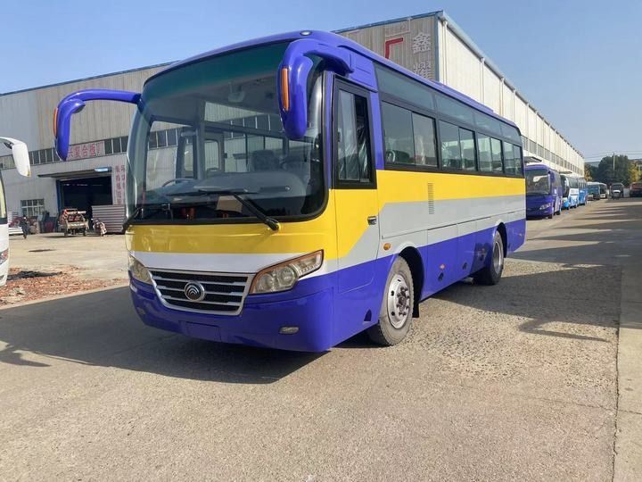 7m 35 posti Motore anteriore Autobus LHD Posizione di sterzo e velocità massima 71-90 km/h