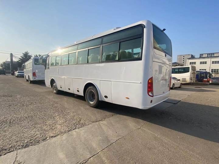 7m 35 posti Motore anteriore Autobus usato Trasmissione manuale Max velocità 71 90 km/h