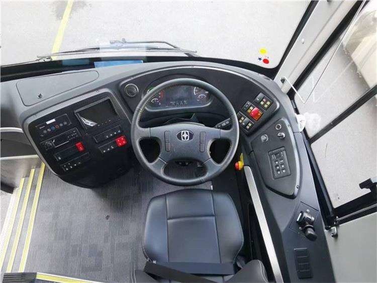 70 1 passeggero 13m a sinistra guida autocarro autobus carburante motore diesel capacità 4-6L