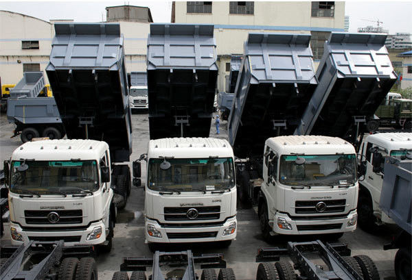 310-440 HP Dongfeng Dump Truck Dump Truck con 6X4 guida carico più di 30 tonnellate