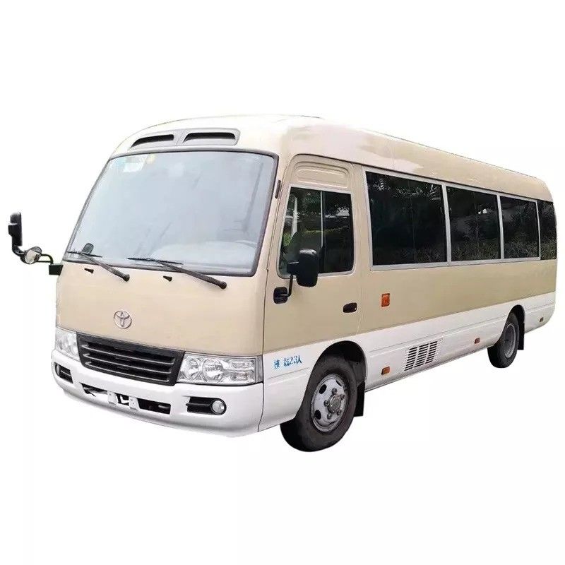 Autobus Toyota Coaster in buone condizioni con pneumatici 7.00R16 e base delle ruote 3935 mm