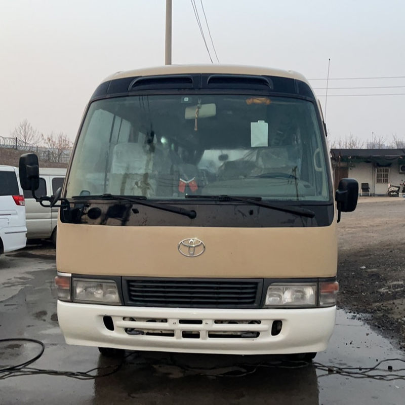Autobus Toyo ta Coaster con 30 posti a sedere con standard di emissioni Euro 3 in buone condizioni