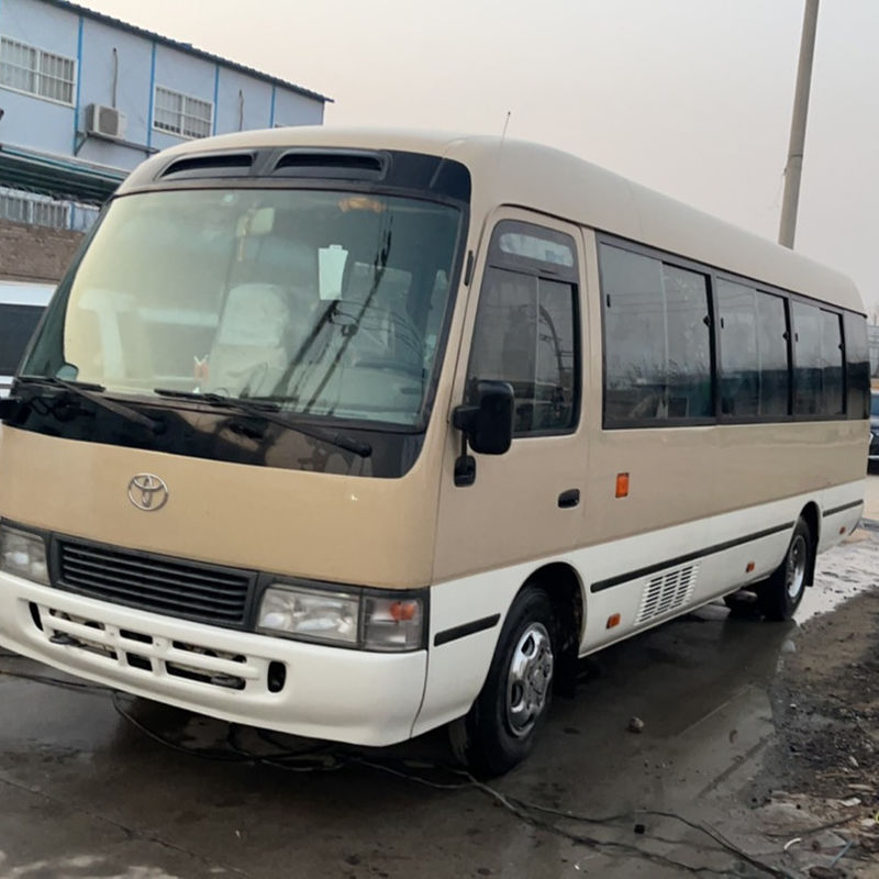 Autobus Toyo ta Coaster con 30 posti a sedere con standard di emissioni Euro 3 in buone condizioni