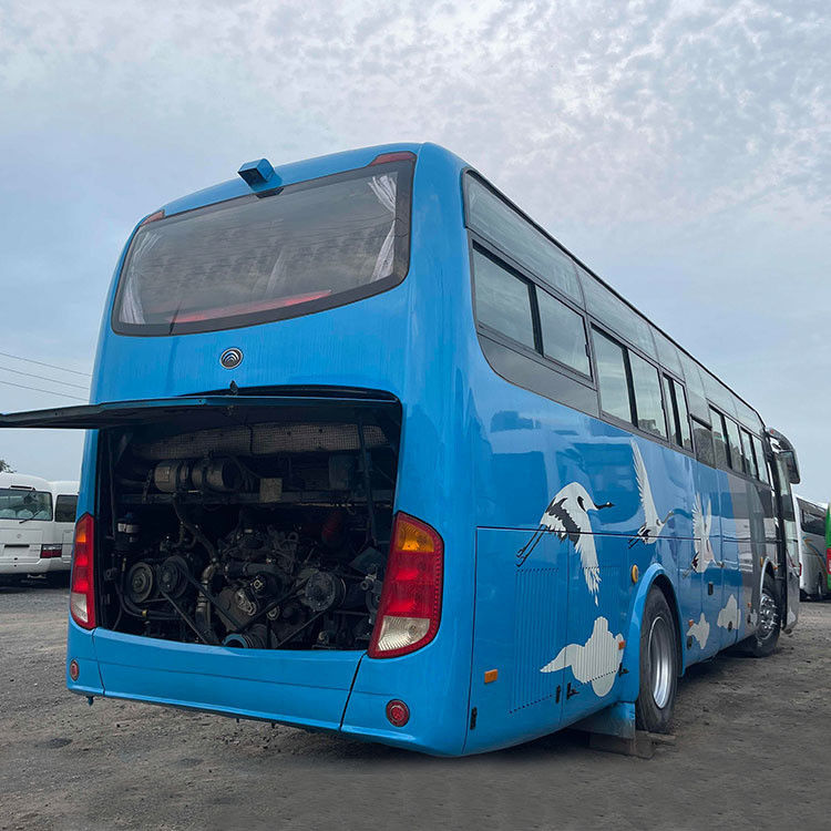 Buone condizioni Autobus passeggeri LHD da 65 posti con standard di emissione Euro 3 e motore