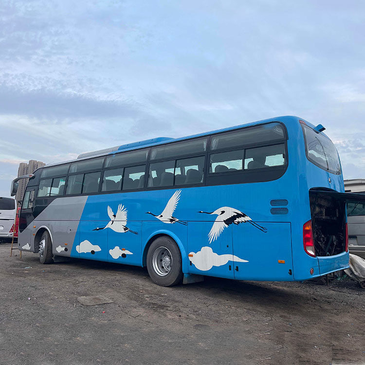 Buone condizioni Autobus passeggeri LHD da 65 posti con standard di emissione Euro 3 e motore