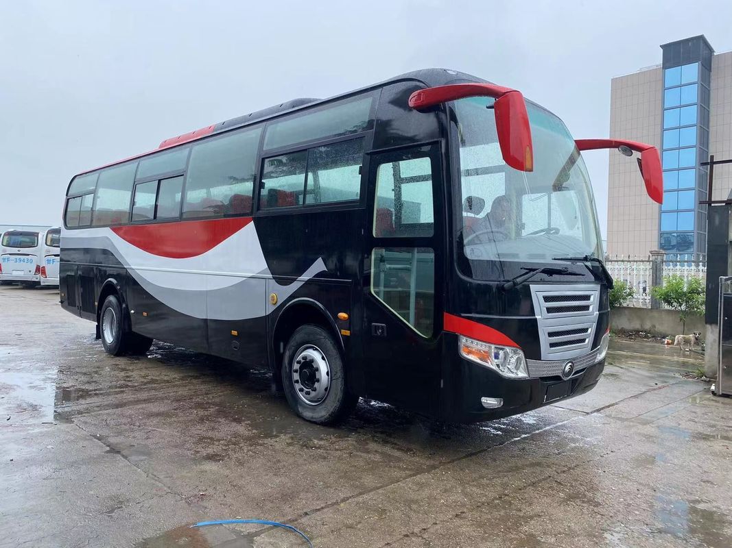 Autobus diesel 57 usato con trasmissione manuale e in buone condizioni