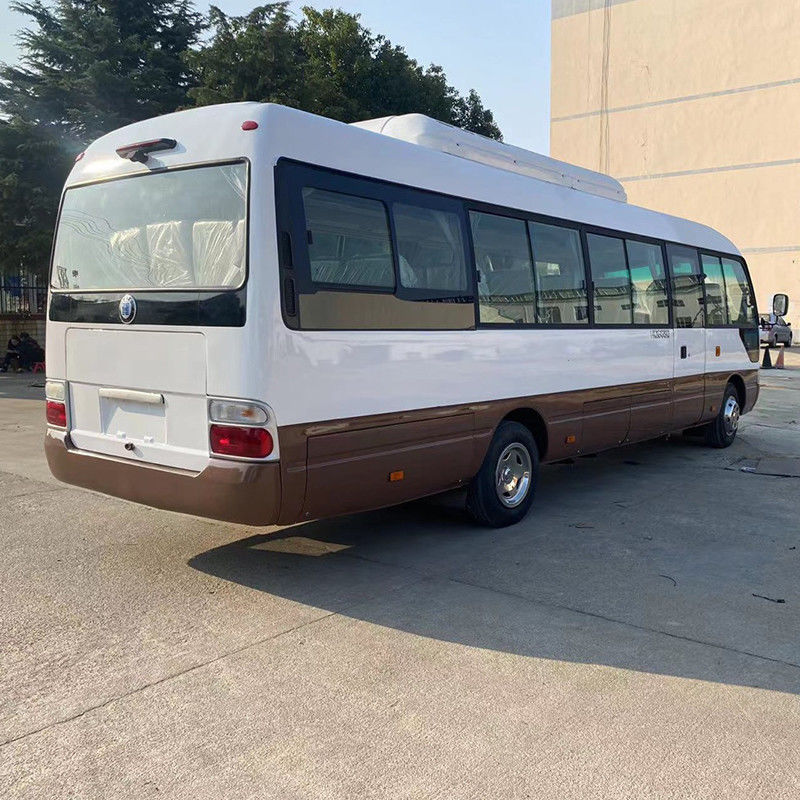 LHD RHD 30 posti Toyo ta Coaster Bus con serbatoio da 70L e cilindrata da 4500-6700ml