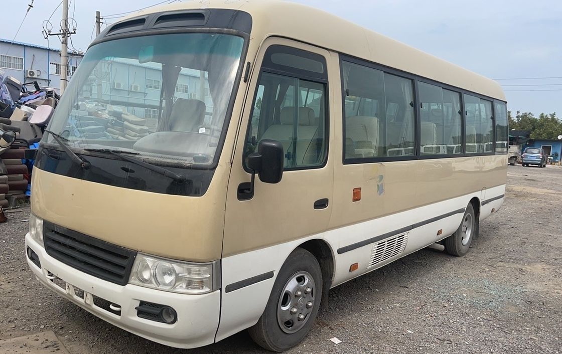 Toyo Ta Coaster usato Autobus da 30 posti con una capacità del motore da 6-8 litri e potenza massima di 113/5200kw