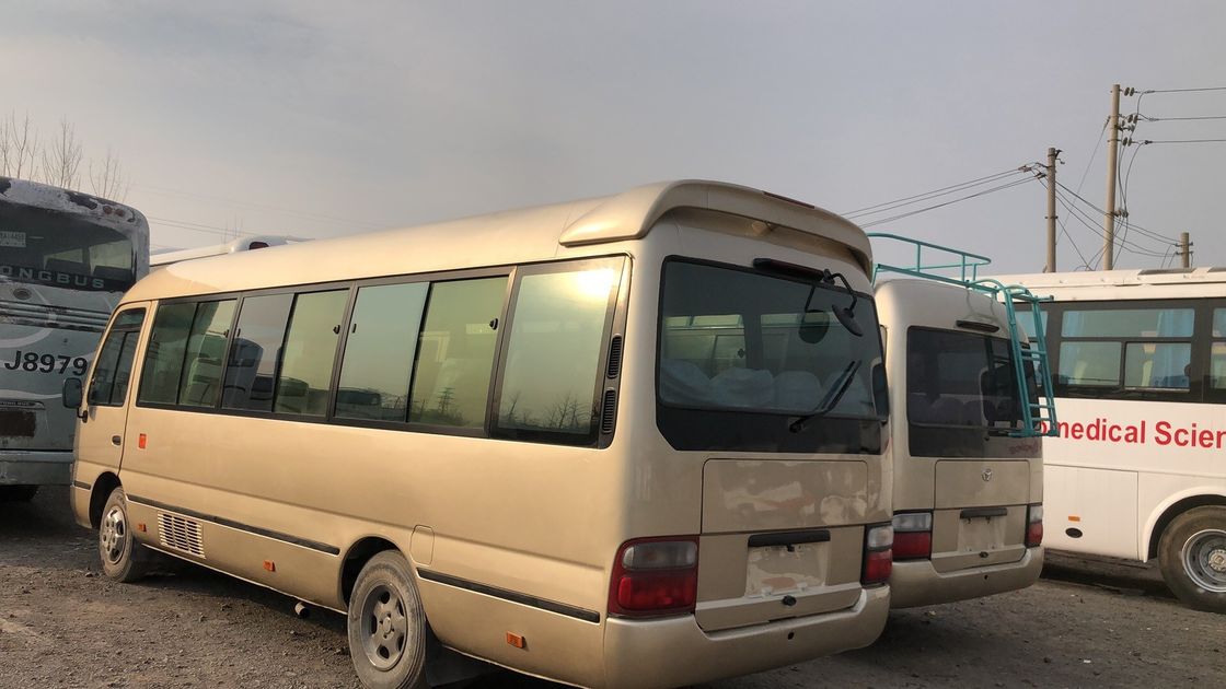 Toyo ta Coaster Bus con motore YC4FA130-30 e alta velocità in ottime condizioni