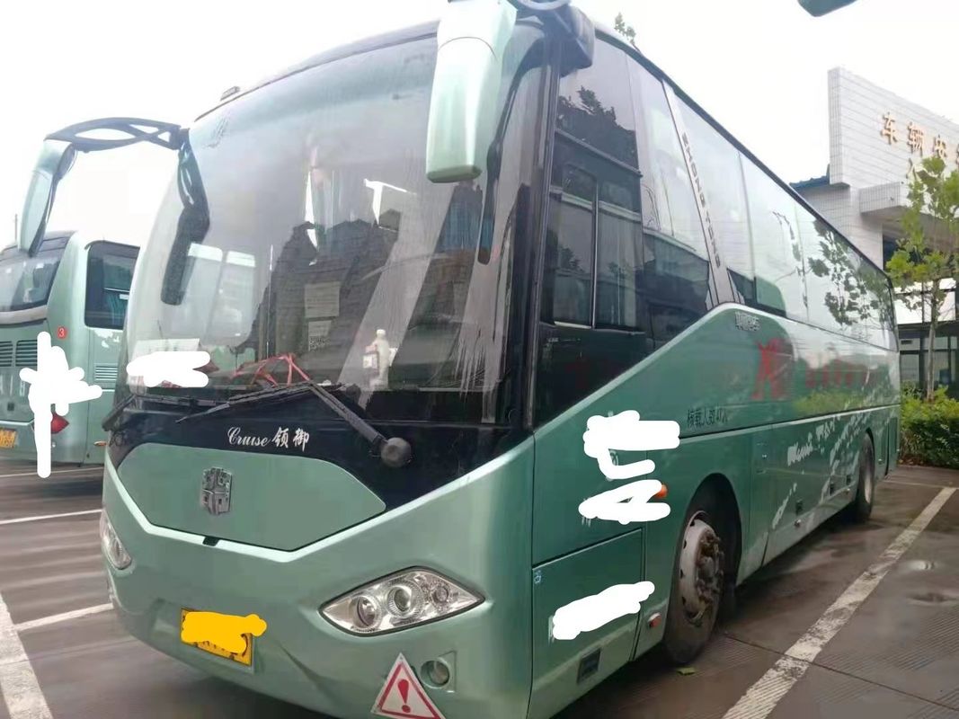 Autobus usato a benzina diesel con 60 posti RHD guida a destra e buone condizioni