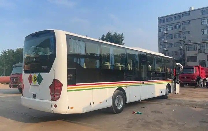 Autobus di seconda mano altamente ristrutturato da 50 posti con standard di emissioni Euro 3 e motore anteriore