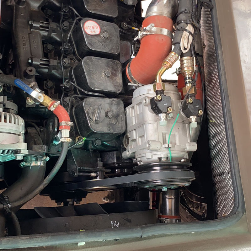 RHD Toyota 30 posti autocarro con tipo di carburante diesel e 4 6L di capacità del motore