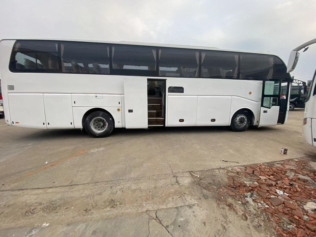 Guida azionata 60 posti 65 posti Diesel Passenger Coach Bus con eccellenti prestazioni