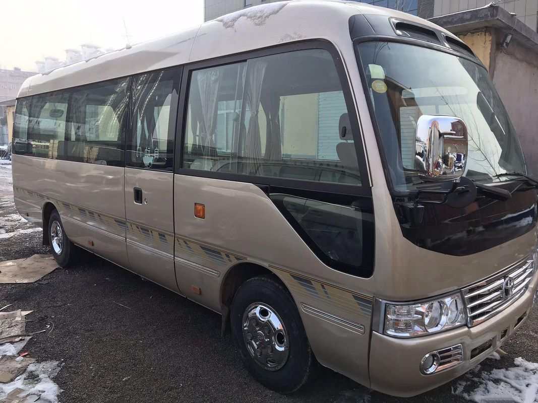 30 posti a sedere usato Coaster Bus con capacità di motore a benzina da 6-8L e vendita diretta nel 2022