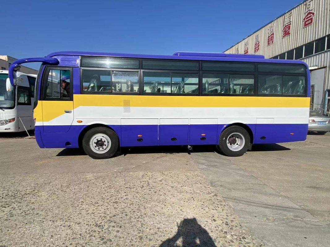 Autobus turistico Youtong da 45 posti con bagno e trasmissione manuale a buoni prezzi