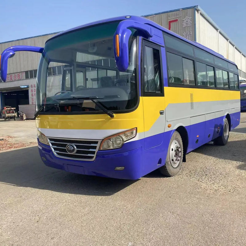 Autobus di 45 posti con una capacità di motore da 6-8 litri e carburante diesel a prezzi accessibili