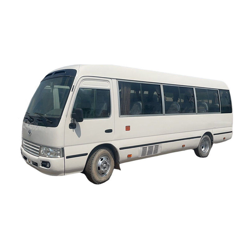 Autobus Toyo ta Coaster da 30 posti con pneumatici 9.00R20 e comode posti a sedere