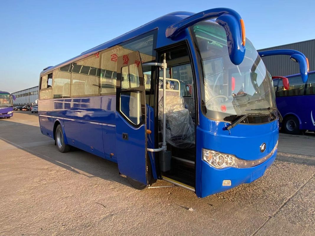 Vendita Autobus usato da 40 posti con standard di emissioni Euro 3 e cilindrata del motore da 6-8L