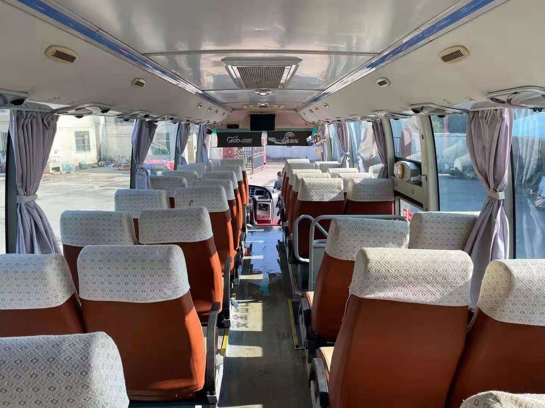 Autobus passeggeri usato su misura 47 posti Autobus LHD con motore diesel e capacità 8L
