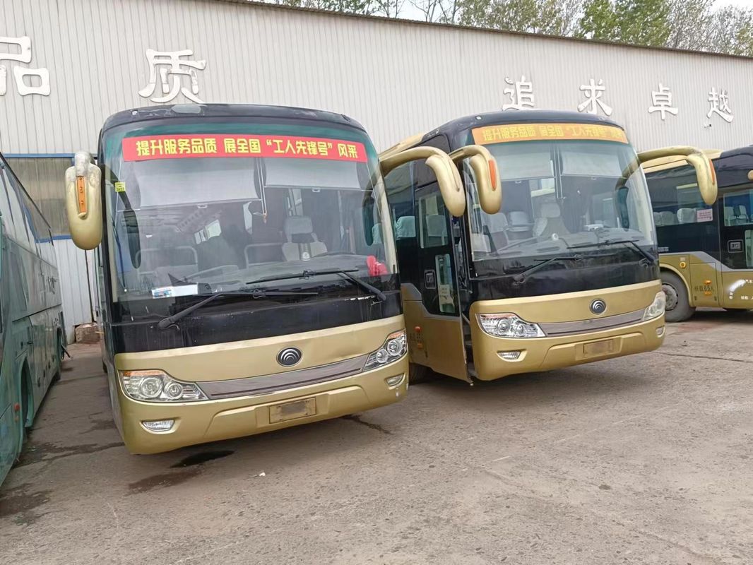 Autobus usati da 65 posti con motore posteriore e trasmissione manuale a prezzi accessibili