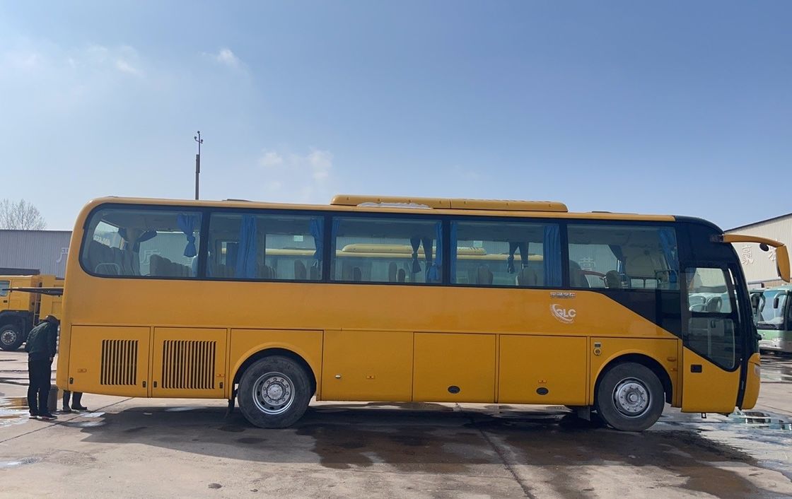 Autobus di seconda mano per il pendolarismo 51 posti Autobus di seconda mano Fine a mano sinistra vendita
