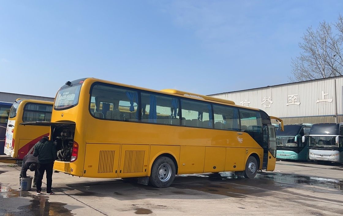 Autobus di seconda mano per il pendolarismo 51 posti Autobus di seconda mano Fine a mano sinistra vendita