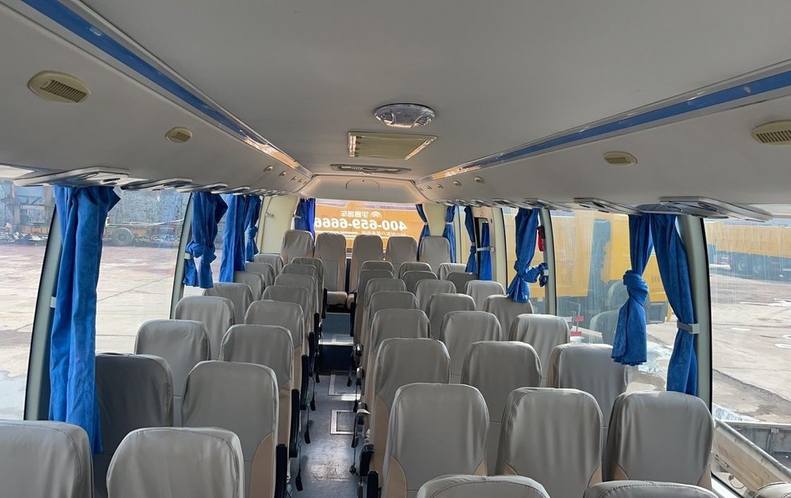 Autobus di seconda mano per il pendolarismo 51 posti Autobus di seconda mano Fine a mano sinistra vendita